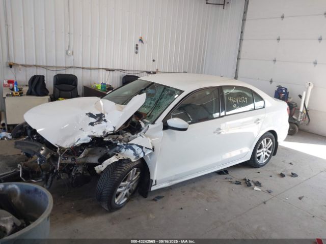 2018 VOLKSWAGEN JETTA 3VW167AJ1JM250197 Photo 1