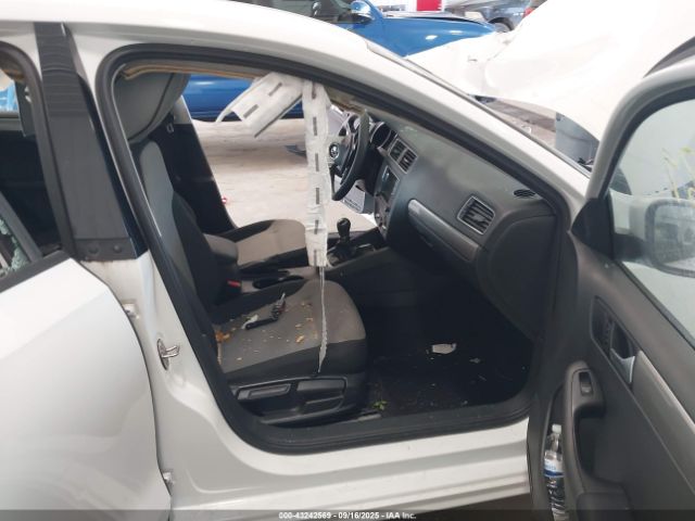2018 VOLKSWAGEN JETTA 3VW167AJ1JM250197 Photo 4