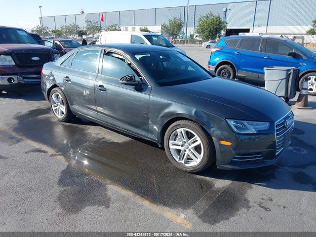 2017 AUDI A4 WAUGNAF43HN029150 Photo 0