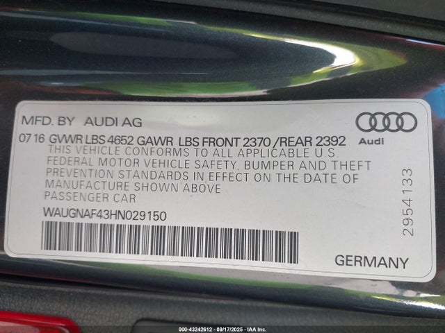 2017 AUDI A4 WAUGNAF43HN029150 Photo 8