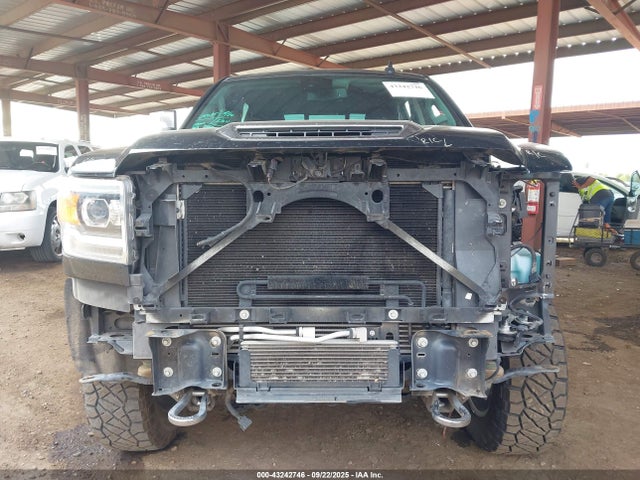 1GT12UEY9JF140759 GMC l5p - direct injection, duramax, gen 5, var 1