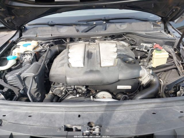 2011 VOLKSWAGEN TOUAREG WVGFK9BP2BD005291 Photo 9