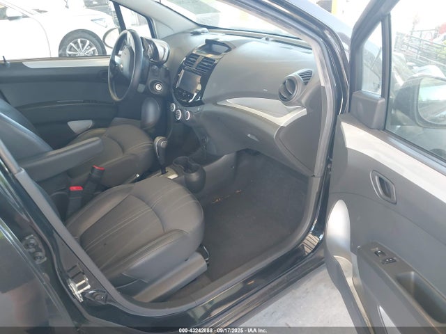 Chevrolet ll0 2015 KL8CD6S98FC793533 Image 5