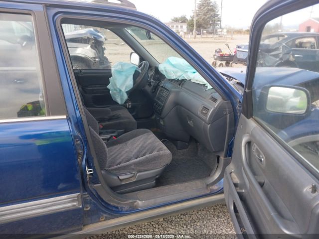 1999 HONDA CR-V JHLRD1863XC003772 Photo 4