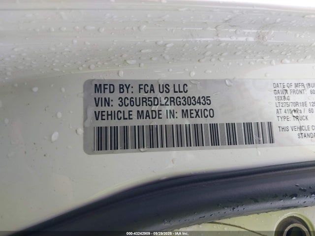 3C6UR5DL2RG303435 RAM 2024