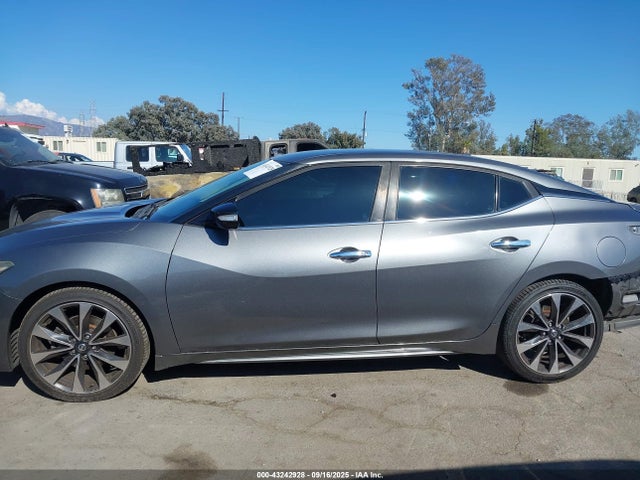 1N4AA6AP3GC410533 Nissan 2016