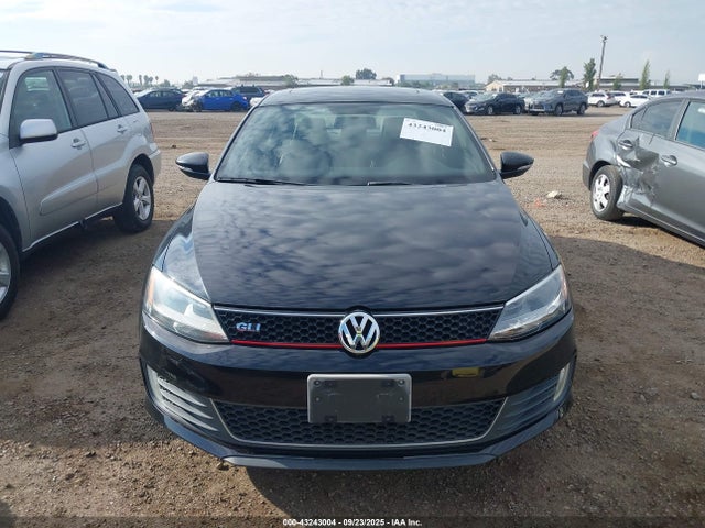 3VW4T7AJ1EM271823 Volkswagen Jetta