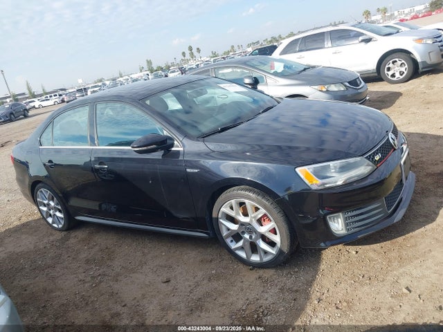 3VW4T7AJ1EM271823 Volkswagen Jetta