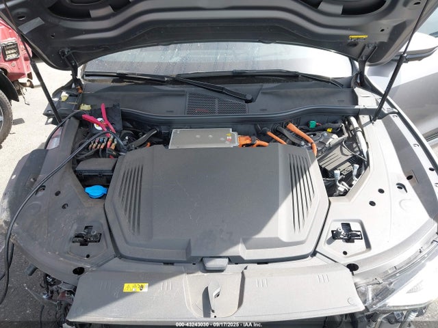 2023 AUDI E-TRON WA1LAAGE3PB010919 Photo 9