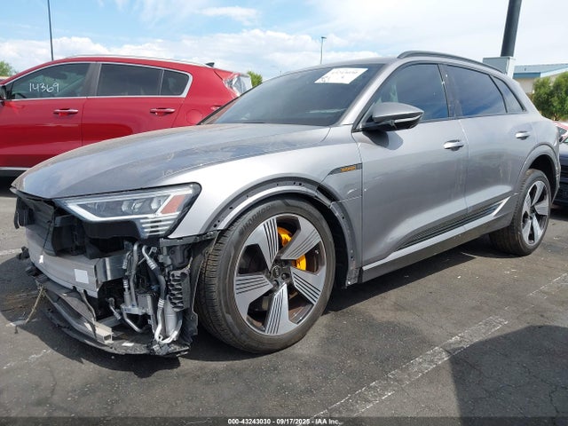 2023 AUDI E-TRON WA1LAAGE3PB010919 Photo 1