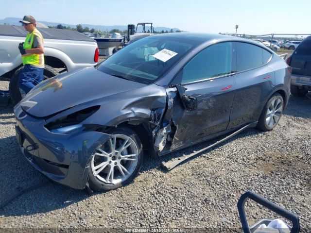 2023 TESLA MODEL Y 7SAYGDEE2PF805829 Photo 1