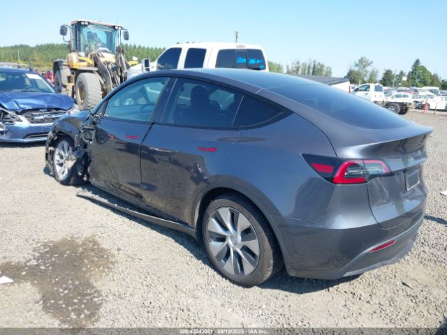 2023 TESLA MODEL Y 7SAYGDEE2PF805829 Photo 2