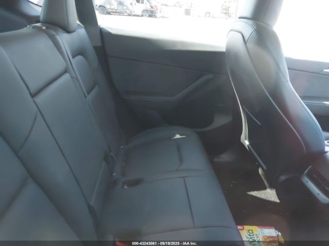 2023 TESLA MODEL Y 7SAYGDEE2PF805829 Photo 7