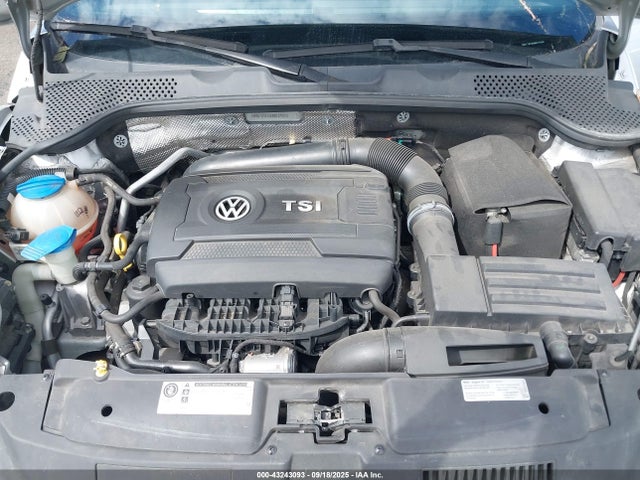 3VWF17ATXGM617628 Volkswagen 2016