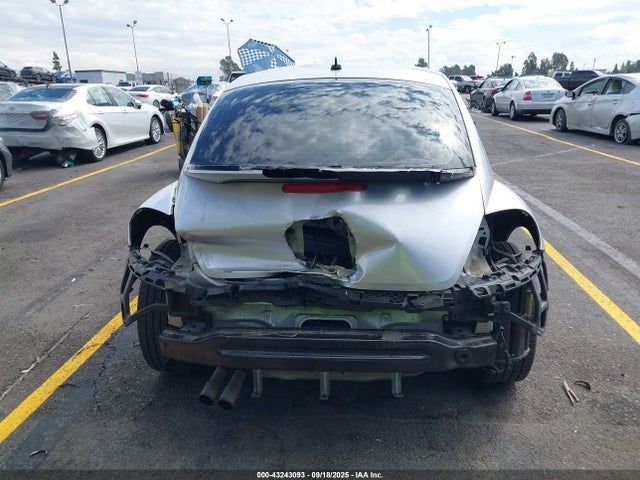3VWF17ATXGM617628 Volkswagen 2016