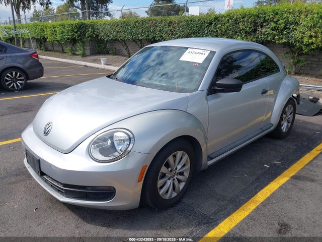 3VWF17ATXGM617628 Volkswagen 2016
