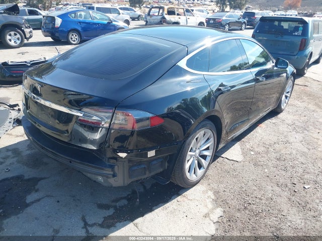 2016 TESLA MODEL S 5YJSA1E15GF161243 Photo 3
