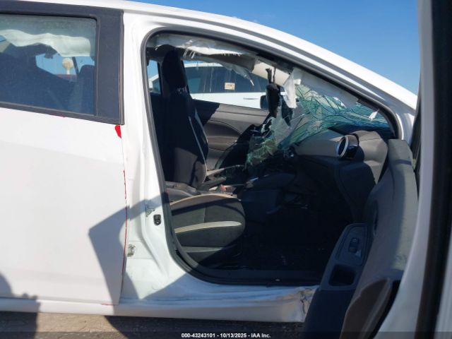 2022 NISSAN VERSA 3N1CN8EV3NL840174 Photo 4