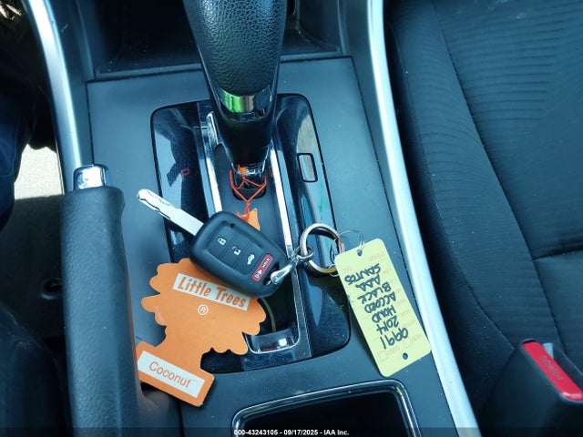 Honda k24w1 2014 1HGCR2F36EA122204 Image 11