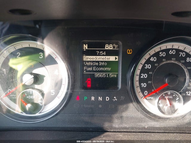 3C6UR5HL8JG257060 RAM 2018