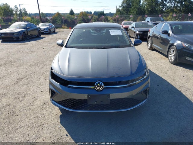 3VW7X7BU8SM072306 Volkswagen tsi