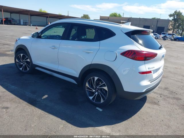 2019 HYUNDAI TUCSON KM8J33ALXKU064835 Photo 2