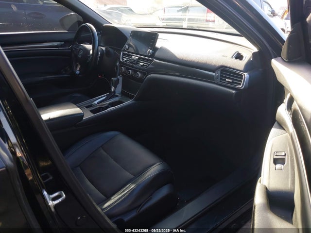 1HGCV1F35JA060651 Honda l15be