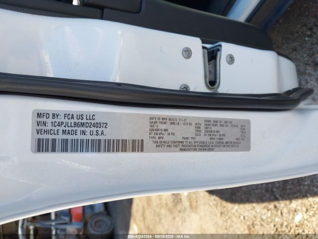 2021 JEEP CHEROKEE 1C4PJLLB6MD240372 Photo 8