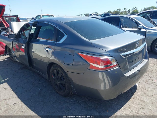 Nissan Altima 2015 1N4AL3AP9FC292172 Image 3