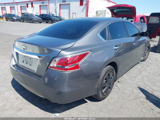 Nissan Altima 2015 1N4AL3AP9FC292172 Image 4