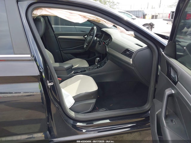 3VWC57BU7KM039267 Volkswagen 1.4 tsi