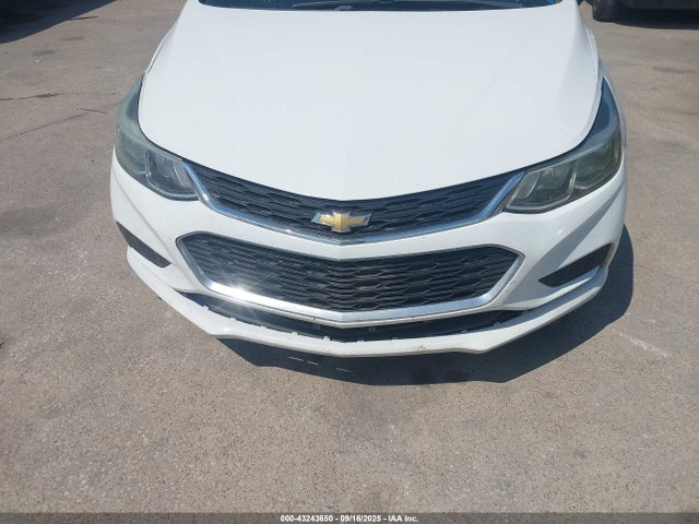1G1BC5SM2J7140193 Chevrolet Cruze Ls Auto