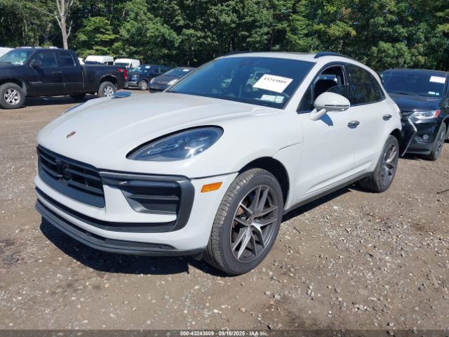 2024 PORSCHE MACAN WP1AA2A59RLB17464 Photo 1