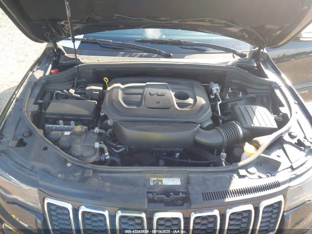 1C4RJFBGXKC749410 Jeep Grand Cherokee