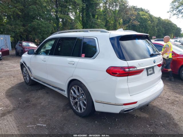 2022 BMW X7 5UXCW2C00N9L75651 Photo 2