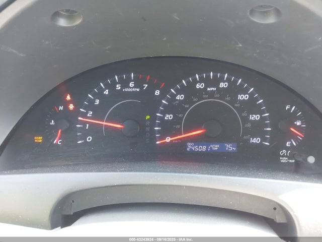 2010 Toyota Camry Le მანქანა იყიდება აუქციონზე, vin: 4T4BF3EK9AR015479, აუქციონის ნომერი: 43243924