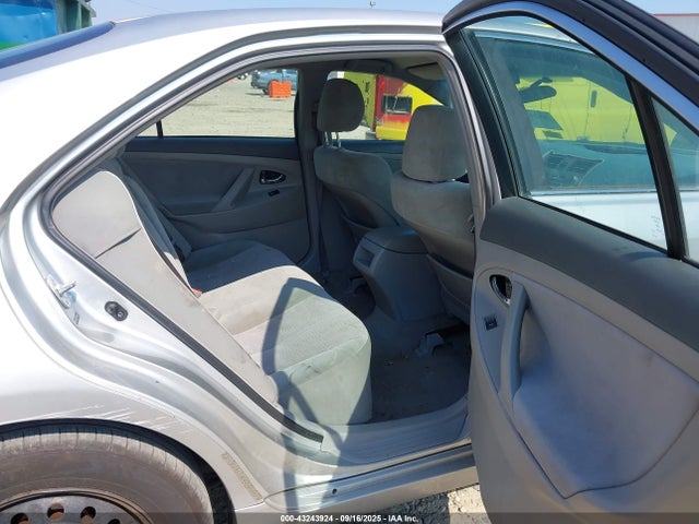 2010 Toyota Camry Le მანქანა იყიდება აუქციონზე, vin: 4T4BF3EK9AR015479, აუქციონის ნომერი: 43243924