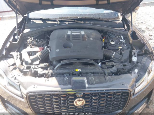 2021 JAGUAR F-PACE SADCJ2EU5MA669371 Photo 9