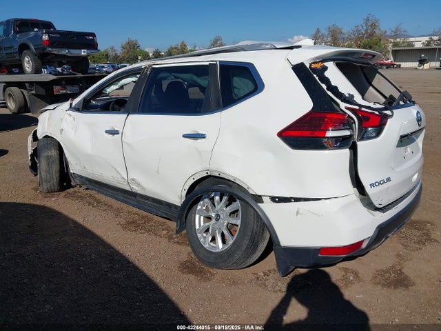 JN8AT2MT1HW135321 Nissan ROGUE SV