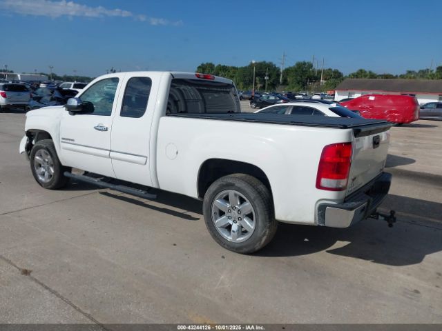 2013 GMC SIERRA 1500 1GTR1VE07DZ106845 Photo 2