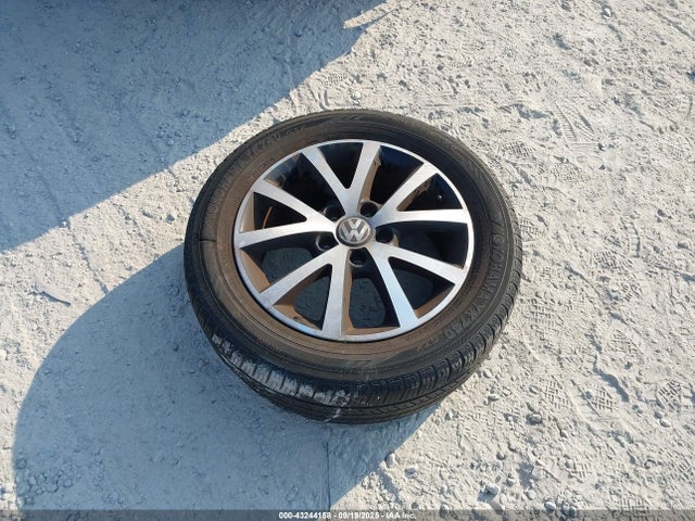 3VWDB7AJ2HM296348 Volkswagen 1.4 tsi