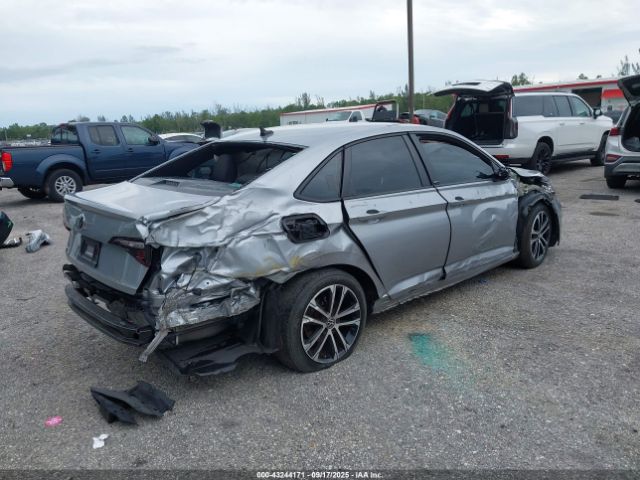 2023 VOLKSWAGEN JETTA 3VWBM7BU5PM059250 Photo 3