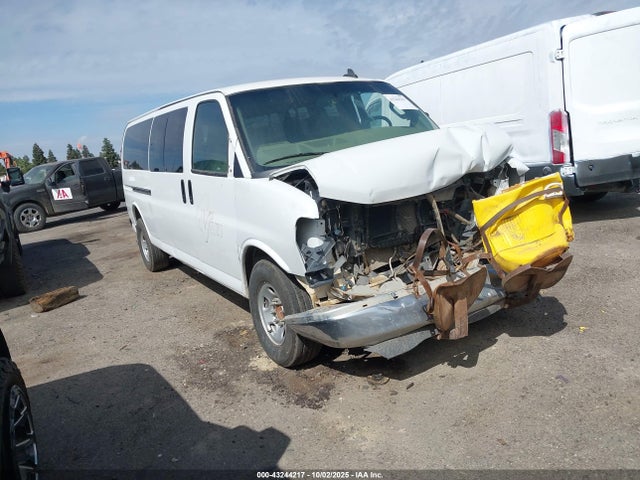 Aukcja sprzedaży 2018 Chevrolet Express 3500 Ls, vin: 1GAZGNFGXJ1339258, numer aukcji: 43244217