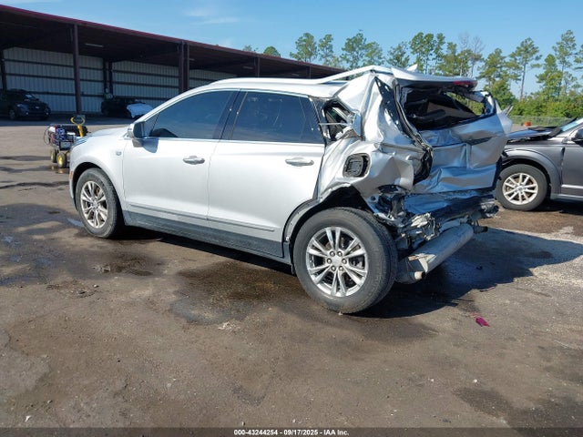 2020 CADILLAC XT5 1GYKNCRSXLZ125811 Photo 2