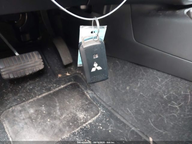 2020 MITSUBISHI OUTLANDER JA4AD3A36LJ000323 Photo 10