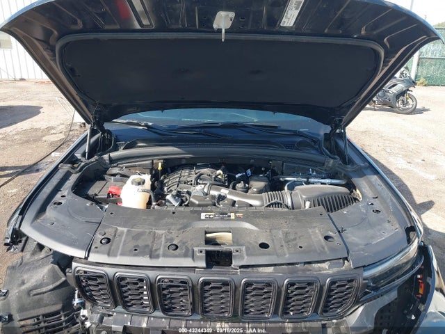 1C4RJKAG9S8652499 Jeep 2025