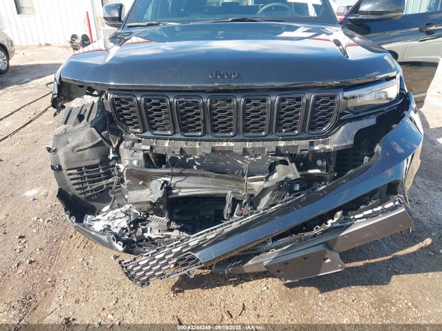 1C4RJKAG9S8652499 Jeep 2025