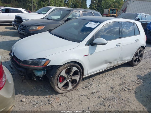 2016 VOLKSWAGEN GOLF GTI 3VW547AU4GM062025 Photo 1
