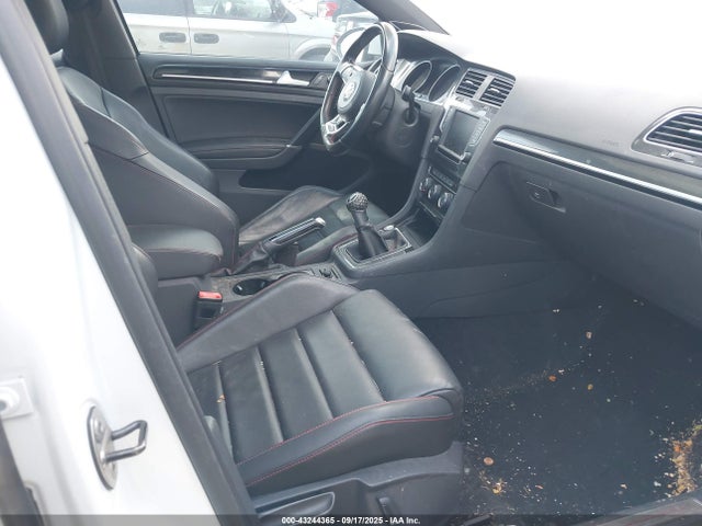 2016 VOLKSWAGEN GOLF GTI 3VW547AU4GM062025 Photo 4