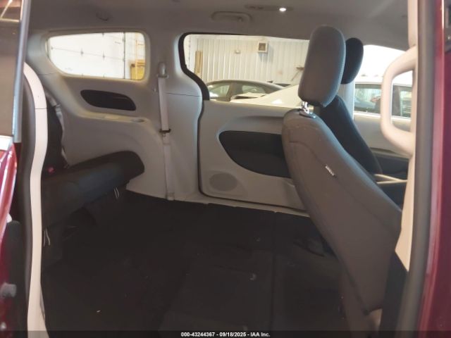 2023 CHRYSLER VOYAGER 2C4RC1CG2PR530077 Photo 7